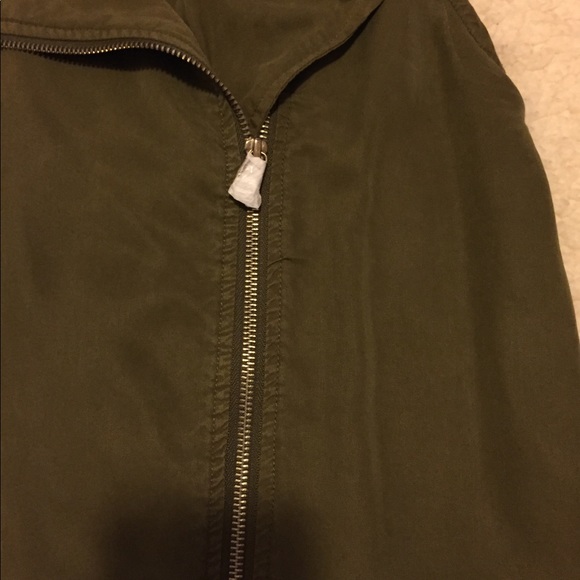 Dex Belted Trench Vest - Picture 9 of 10